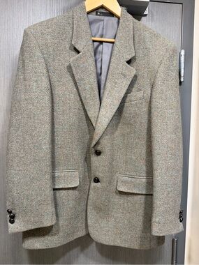 Harris Tweed Sage  Herringbone Blazer 38R